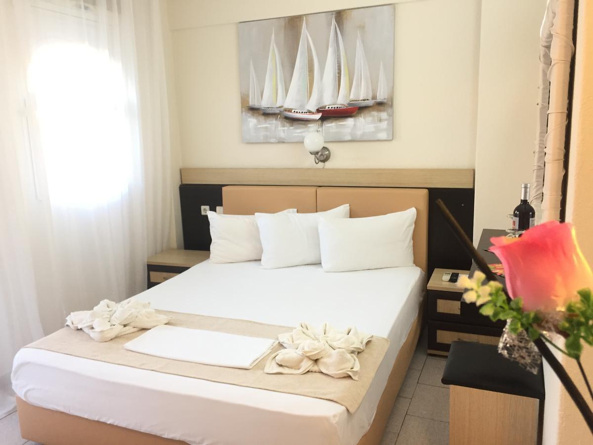 Hotel Alexandros II Toroni Eksteriør billede